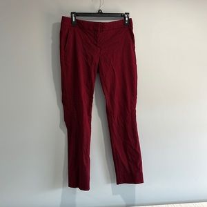 Women’s Stretch, Skinny Pants in Size 2R, Red Houndstooth